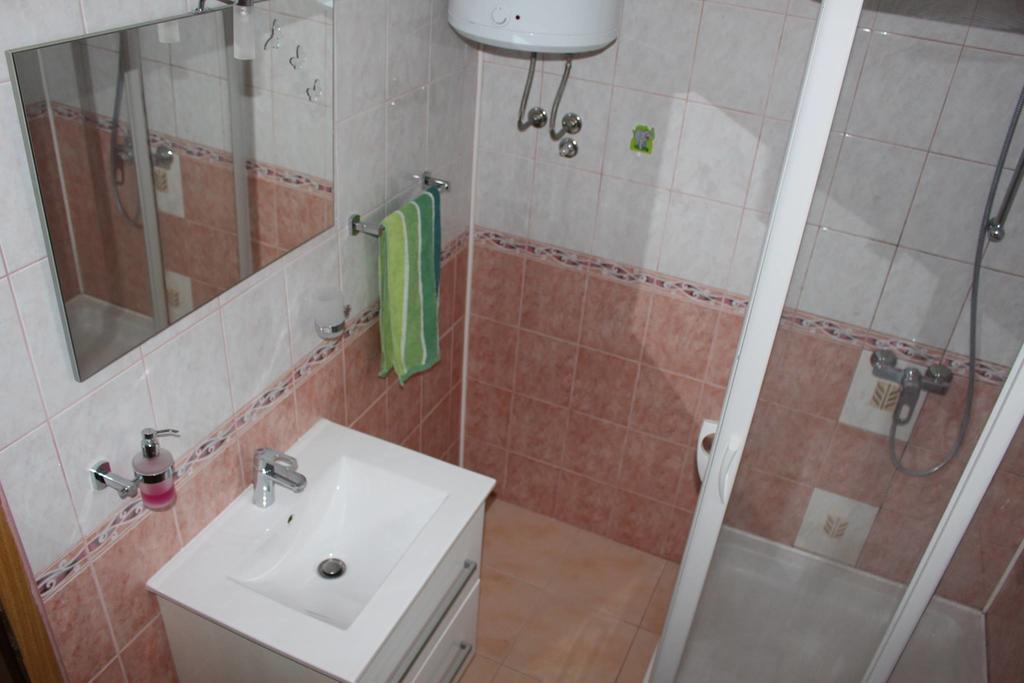Apartment And Pool Nika Bibinje Exterior foto